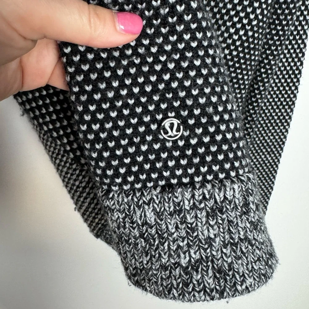 lululemon yogi crew sweater